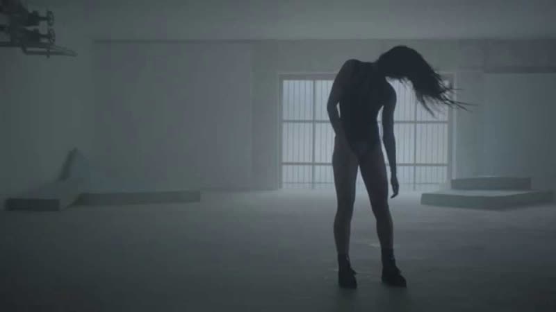 FKA twigs tw