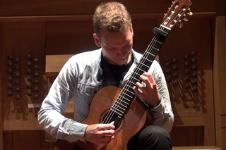 Paris Guitar Foundation - Bogdan Mihailescu (Ricercare “La Compagna“, Francesco Da Milano)
