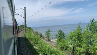 Вид из окна вагона на Байкал под стук колес. Поездка Улан-Удэ - Выдрино