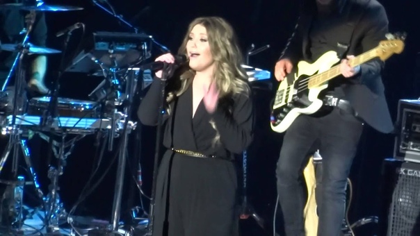 Ghost Ella Henderson, Take That Live 2015