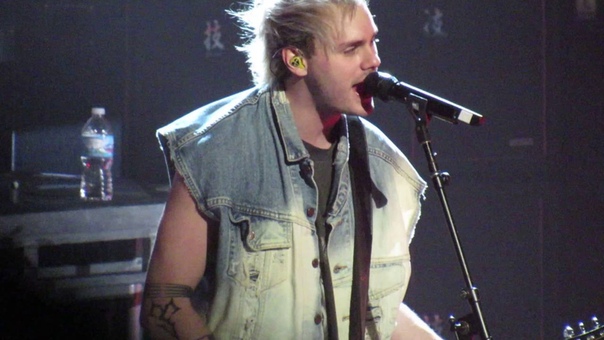 Castaway 5 Seconds of Summer Kansas City 08, 20,