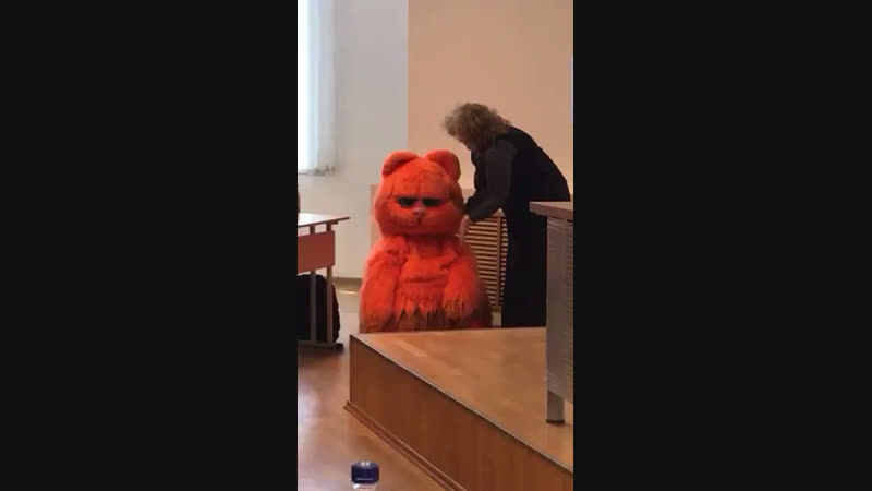 когда препод любит