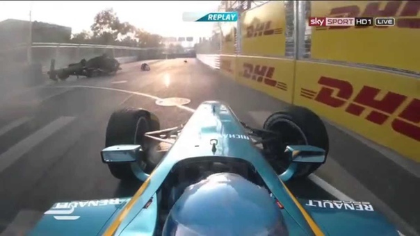 Nick Heidfeld Huge Crash, 2014 FIA Formula E Round 1