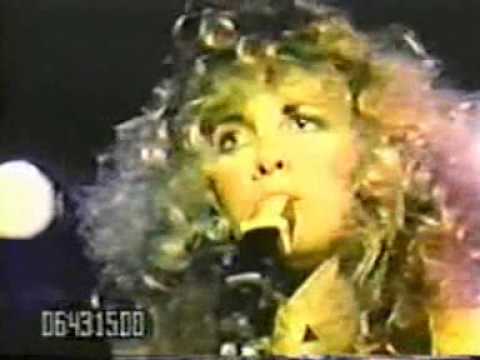 Fleetwood Mac Gold Dust Woman Live in Japan
