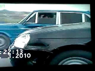 Посмотрите как разбивают машины
