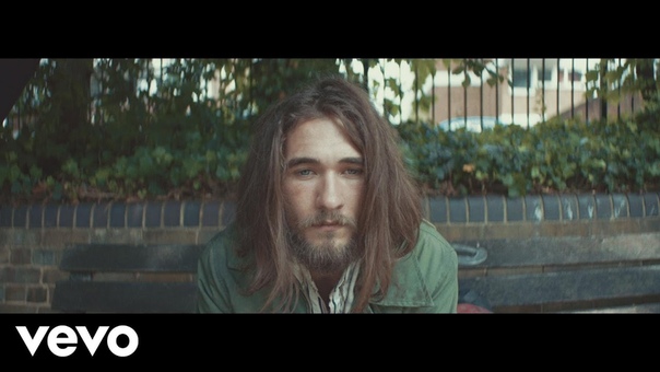 Tom Walker Fly Away With Me, Улетай со мной. ( Official Video),