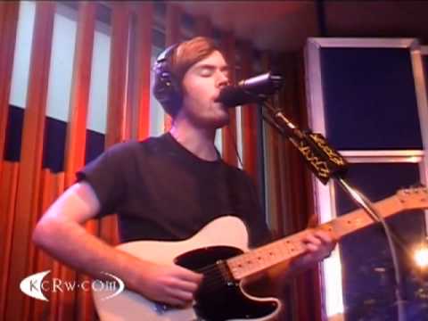 Wild Nothing performing Golden Haze on
