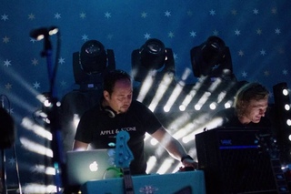 APPLE & STONE - Live@Lovely Experience []
