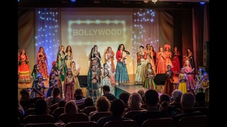 Elena Akulshina | Bollywood fashion | Queen on the dance floor | Design colorful show