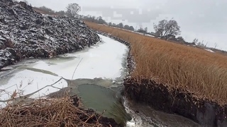 пускаем воду в мега пруд.