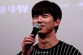 170408-09 Представление House of the Disappeared день 4 и 5 (Taecyeon)