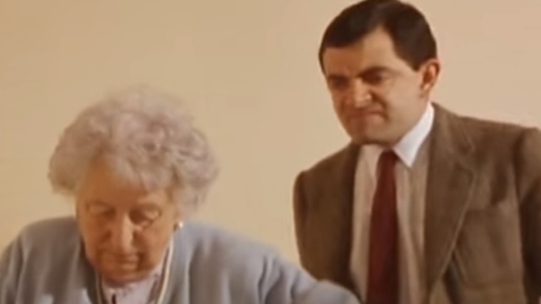 Mr Bean Taking the stairs Die Treppe