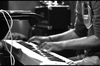 Geraldo Lucio and the Big Jazz Band “Red Wine and Jazz“
