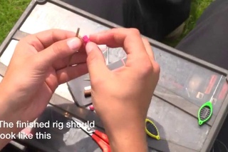 ***CARP FISHING TV*** How to tie: The Zig Rig