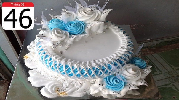 High class decoration rose blue luxurious bánh kem trang trí sang trọng