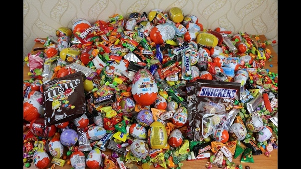 a lot of candy NEW , Много сладостей и