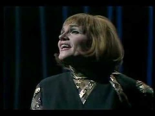 Gisela May “Pirate Jenny“ (Kurt Weill)
