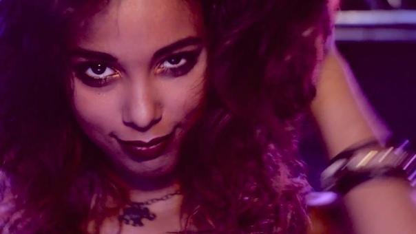 Desert Dance Feel The Heat ( Video