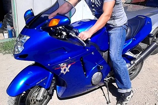 VID 20150919 124750 Honda CBR 1100 XX Super Blackbird