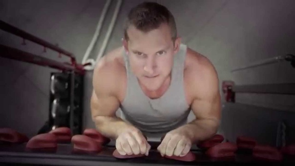 HOIST Fitness Motion Cage Functional