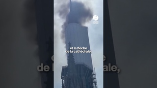 La flche de la cathdrale de Rouen a pris feu ce jeudi midi #shorts