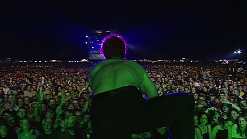Stone Temple Pilots Down ( Bizarre Festival 2001)