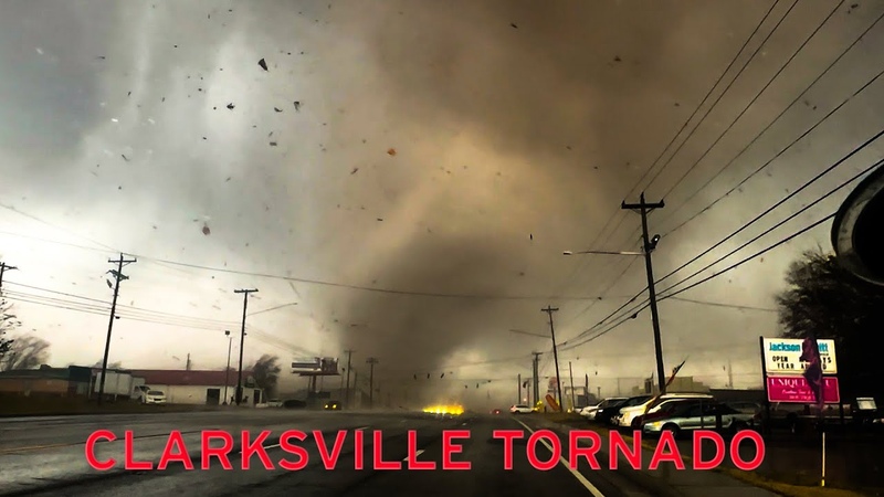 Insane Up Close Tornado Right In Front Of Them In Clarksville,