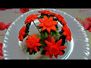 Цветы из моркови! Flowers of carrot! Украшения тарелки  Украшения из овощей!