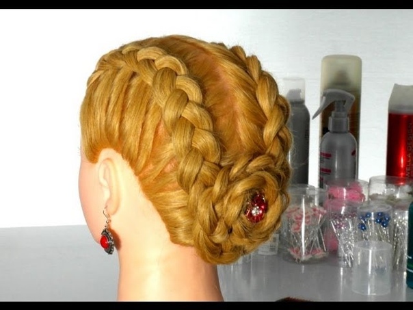Прическа в школу: французские косы с цветком из волос. Hairstyle