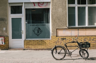 NEO TRΛD: Sticks & Stones Tattoo Studio Berlin