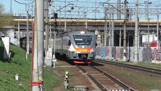 Электропоезд ЭП2Д-0040 сообщением Новоиерусалимская-Люблино прибывает на платформу Рижская