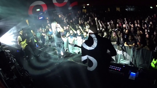 Twelve Foot Ninja Collateral ( Live in