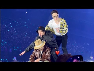 220416 - FANCAM - Anpanman - BTS PTD Las Vegas - Day 4 @ Allegiant - 4K