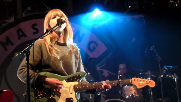 Lucy Rose 01 Köln (live at Wychood festival 31st May