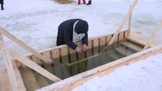 В Красноуфимске проведен обряд освящения воды