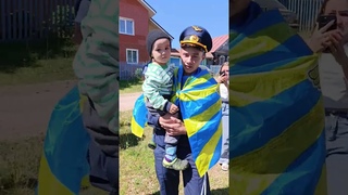 Дождались братишку с армии.Дембель .Подарили машину