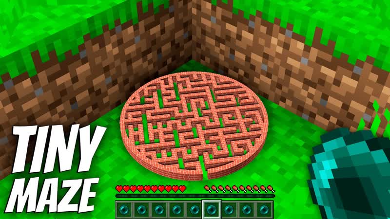 I found a ROUND TINY MAZE in Minecraft Whats INSIDE the SMALLEST