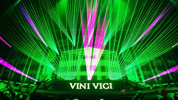 Armin van Buuren Vini Vici ft. Hilight Tribe Great Spirit ( Live at Transmission Prague