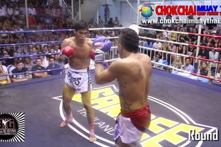 Rodney ChokChai Muay Thai vs Dong Fighter Muay Thai