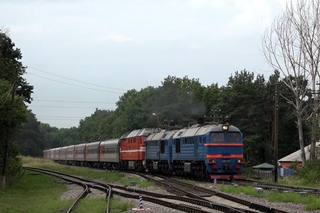 Тепловозы 2М62У-0237 и ТЭП70-0482 с поездом №564 Москва  Анапа