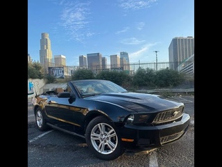 Аренда авто в Лос Анджелесе – прокат Ford Mustang cabriolet black |