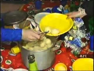 Сейчас (Петербург - Пятый канал, ) Пещерный Новый Год в Саблино