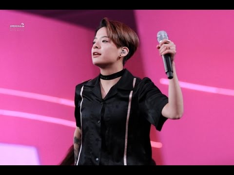HD FULL VIDEO 160315 f(x) Amber Luna Shades Of Grey Style Icon
