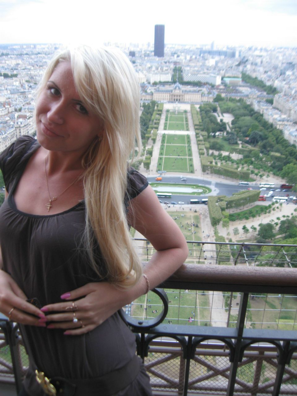 Yanochka Mezentseva | Paris