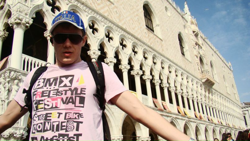 Andre Kochubey FJ Cruiser ツ | Rotterdam