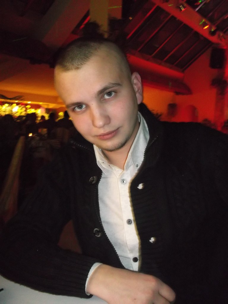 Antoxa Pozitiv4ik (¬_¬) | 