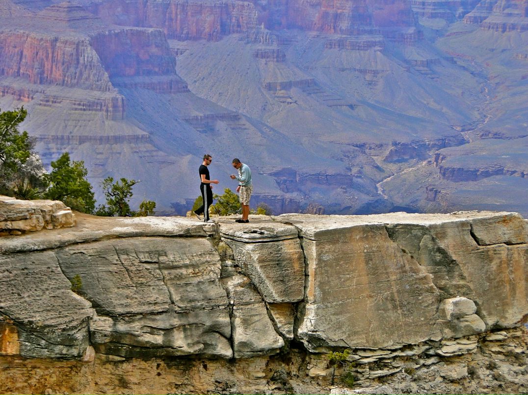 Daniel Moss | Los Angeles