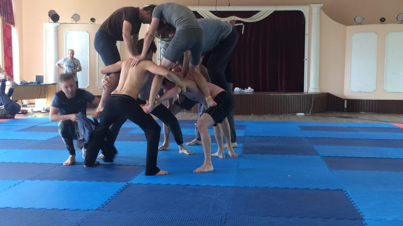 Only boys (win) Russian Acro