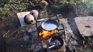 ПРОЦЕСС ЗАЛИВКИ СВИНЦОМ ШАРОВ ДЛЯ ГАНТЕЛЕЙ И ШТАНГ THE PROCESS OF POURING LEAD INTO BALLS FOR DUMBBE