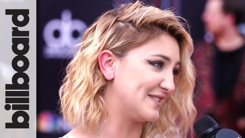 Julia Michaels Talks Upcoming Feature on Shawn Mendess New Album, BBMAs